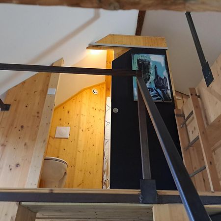 Studio Meuble Proche Conseil Departemental Du Jura ลงส์-เลอ-โซนีเย ภายนอก รูปภาพ