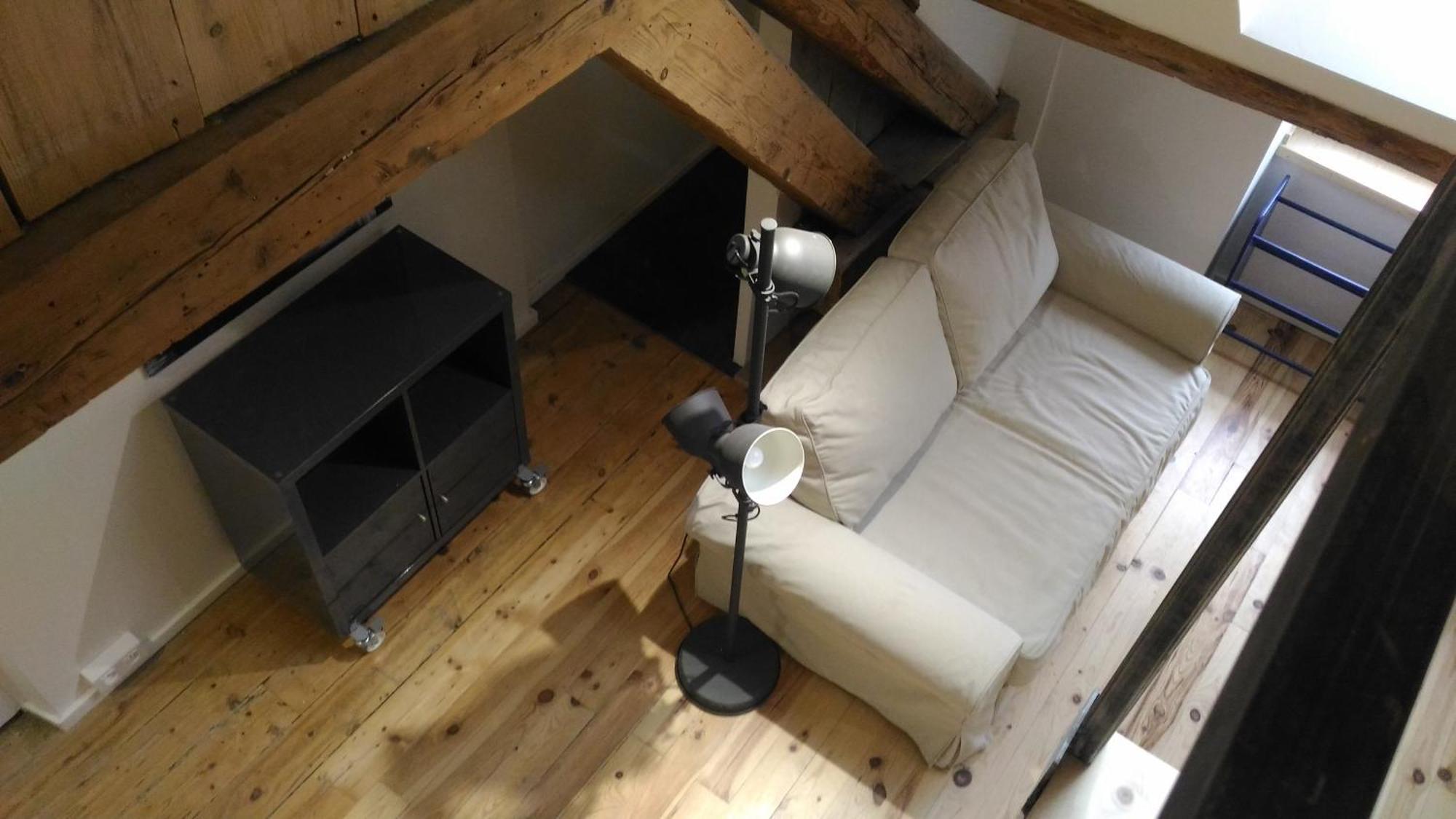 Studio Meuble Proche Conseil Departemental Du Jura ลงส์-เลอ-โซนีเย ภายนอก รูปภาพ